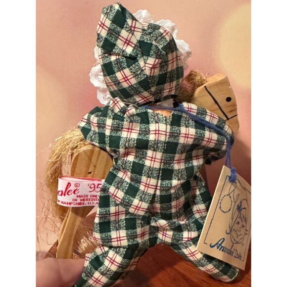 🎄 1995 Annalee Doll with Rocking‎ Horse – Vintage Holiday Collectible! 🧸✨ - Picture 8 of 11